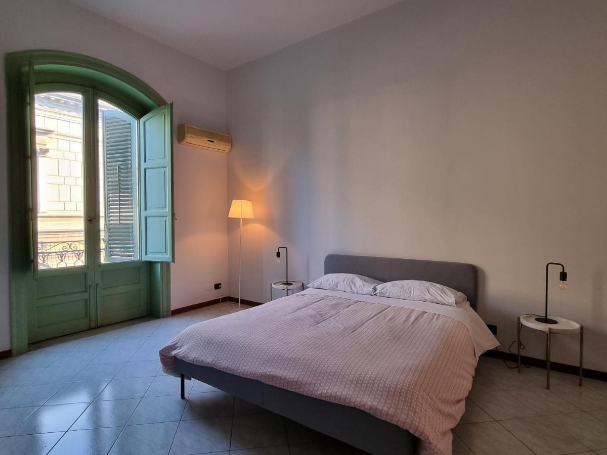 Piazza Politeama Apartment Palermo Exterior photo
