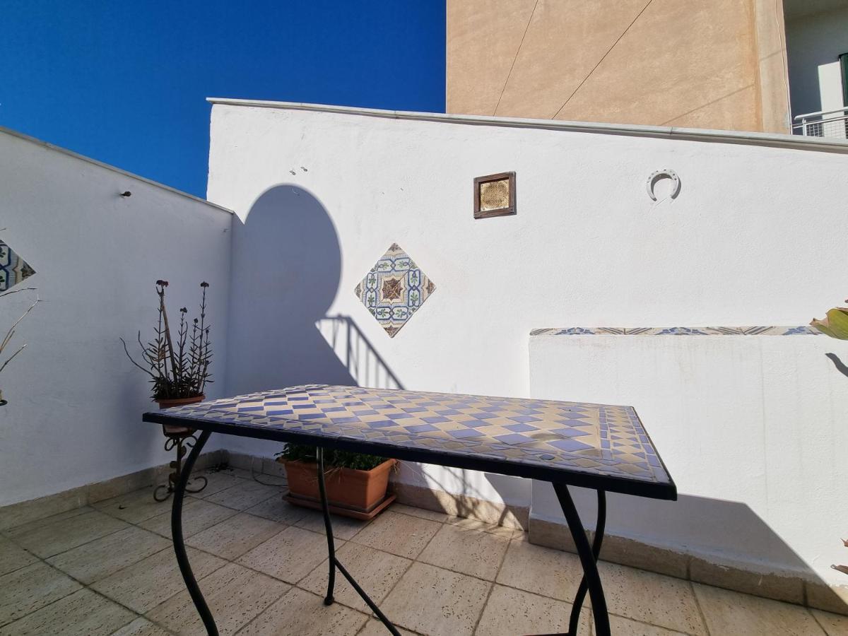 Piazza Politeama Apartment Palermo Exterior photo